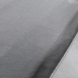 Túi xách vai Louis Vuitton Taiga Andre M32482 609664