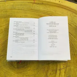 TUYỂN TẬP THƠ VĂN NỮ VIỆT NAM 789717