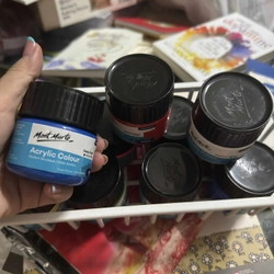 MÀU ACRYLIC