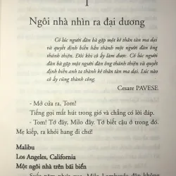 Cô Gái Trong Trang Sách 752124