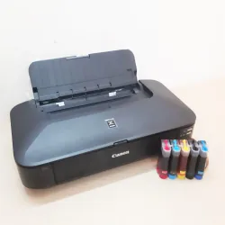 Máy in màu A3 canon ix6770 đang sử dụng