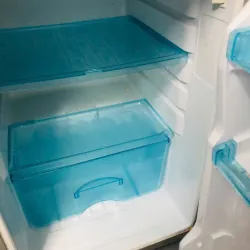 Tủ lạnh International 140 lít còn mới 763555