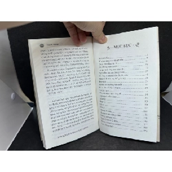 [Phiên Chợ Sách Cũ] Chạy Trốn Mặt Trời, Minh Nhật, 2017 1304 SBM 919282