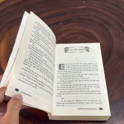 II Tiểu Thuyết: Những Bà Vợ Hollywood - Jackie Collins - 2012 1010431