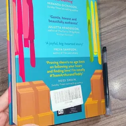 Sách cũ: Arthur And Teddy Are Coming Out (bìa cứng khổ lớn) 723247