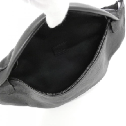 Túi đeo chéo Louis Vuitton Monogram Shadow Discovery M44388 611526