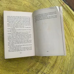 A NIGHT IN WITH GRACE KELLY - BY LUCY HOLLIDAY 799930