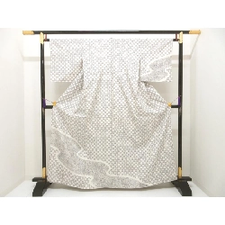 Áo kimono thăm viếng, dệt tơ, nhuộm hồng gấc - Hàng hiệu Authentic