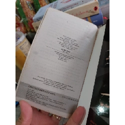 50 Sắc Thái Đen mới 90% 2013 khổ nhỏ HCM0104 911130