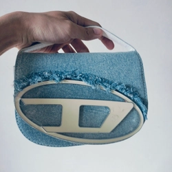Túi chữ D Denim cho nữ - Thiết kế độc đáo, chất liệu cao cấp - Bag, Len, Đeo Vai, Da  476190