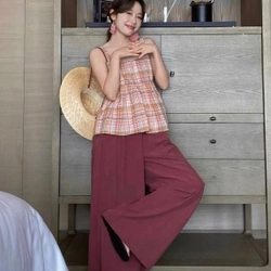 Chủ yếu là hàng new,có cái chưa mặc lần nào,có cái giặt xong để đấy,cái thì mặc 1l 522422