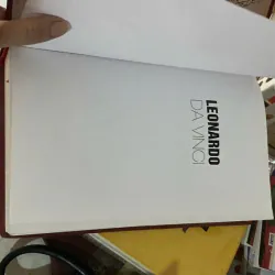 Leonardo Da Vinci - Walter Isaacson, mới 80% (mất bìa áo) (KimT) 62176