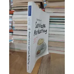 Essentials of Services Marketing - C. Lovelock, J. Wirtz, P. Chew 712226