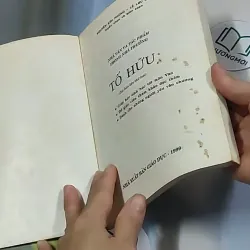 Tố Hữu - Nhà văn và tác phẩm trong nhà trường (1999) 698554