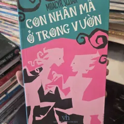 con nhân mã ở trong vườn