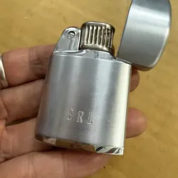 bật lửa xăng đá  RONSON  USA