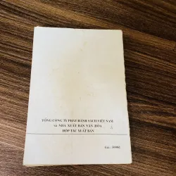 Hồ Chí Minh danh nhân văn hoá - Đào Phan - 1991 ký tác giả - giấy bao cấp 960055