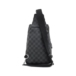 Túi đeo chéo Louis Vuitton Damier Graphite Avenue N41719 612921