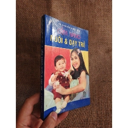 Cẩm nang nuôi và dạy trẻ 1995 mới 80% ố (Sách làm cha mẹ) HCM060526