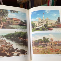 NHỮNG THÀNH PHỐ NỔI TIẾNG THẾ GIỚI,bìa cứng (xb 2001) 697954