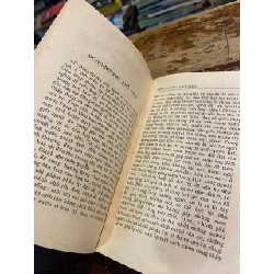 Về giáo dục thanh niên - Hồ Chí Minh 377136