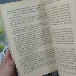 [MIỄN PHÍ BỌC SÁCH] Hồi Ức Chiến Trường - Trần Ngọc Quế 1018895