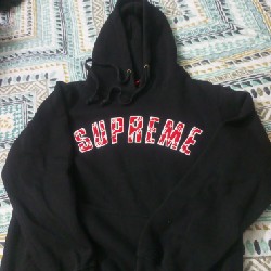 Áo hoodie supreme đen size L