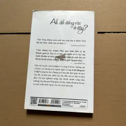 Ai đổ đống rác ở đây? (ẩm nhẹ góc trên) 800167