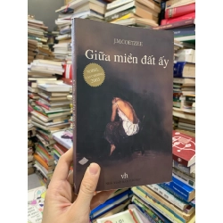Giữa miền đất ấy - J.M Coetzee 121515