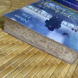 Nữ hoàng & kẻ cướp 931393