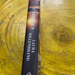 UNBROKEN- LAURA HILLENBRAND 556845
