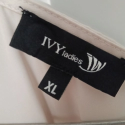 Đầm lụa lệch vai IVY moda size XL 548794