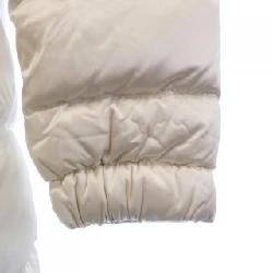 Áo khoác lông vũ PRADA với logo hình tam giác 28G060 R152 R0K - Hàng hiệu Chính hãng 817878