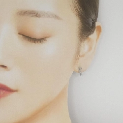 K18WG Bông tai kim cương 0.10CT - Hàng hiệu Chính hãng 868861