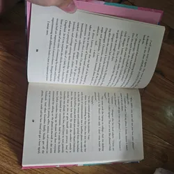 True to your selfie (bìa cứng)
 739851