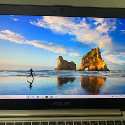 Laptop asus vivobook