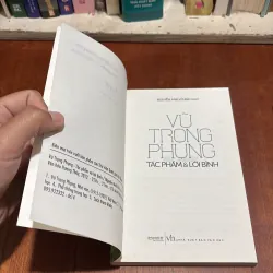 Tác Phẩm Và Lời Bình (Tủ Sách Văn Học Dùng Trong Nhà Trường) - Vũ Trọng Phụng, Tố Hữu 907586