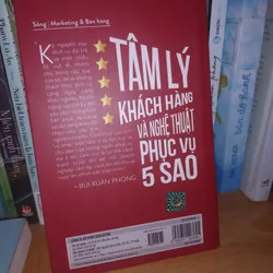Tâm lý khách hàng và nghệ thuật phục vụ 5 sao 569927