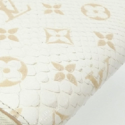 Ví Zippy da kỳ lạ Louis Vuitton N97773 621922