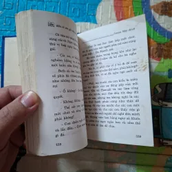 Bốn cô con gái nhà bác sĩ March tập 1 975381