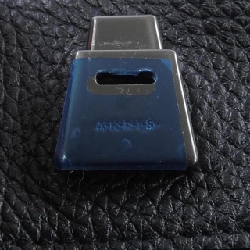 Túi xách AKRIS 1202009402 - Hàng hiệu Chính hãng 832036