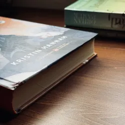 Sơn ca vẫn hót (Bìa cứng) - Kristin Hannah 788034