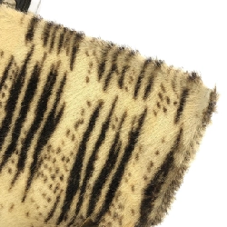 Túi xách vai Fendi Baguette 26424 - Hàng hiệu Chính hãng 766818