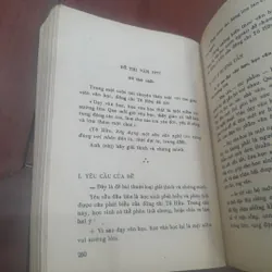 Hướng dẫn ÔN TẬP VÀ LÀM BÀI THI VÀO CÁC TRƯỜNG ĐẠI HỌC MÔN VĂN 689041