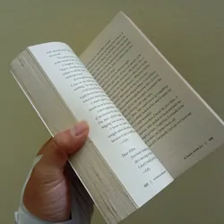 It ends with us, sách ngoại văn tiếng Anh english book tiểu thuyết  695854