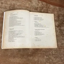 A PRACTICAL ENGLISH GRAMMAR- THOMSON&MARTINET 675089