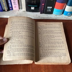 II Văn Học Việt Nam: Nửa Chừng Xuân - Khái Hưng - 1989 543962