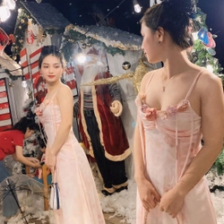 Váy đầm size S mang 1 2 lần còn tốt 509008