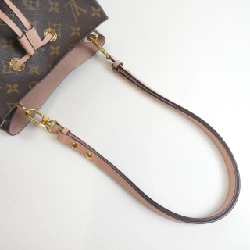 Túi xách vai Louis Vuitton Monogram Neo Noé MM M44022 610571