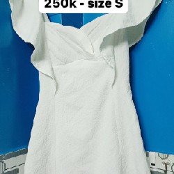 Váy kiểu thời trang - Size S,M - Màu trắng